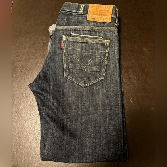 Levi Strauss - Women’s Blue Jeans - Picture 4 of 4